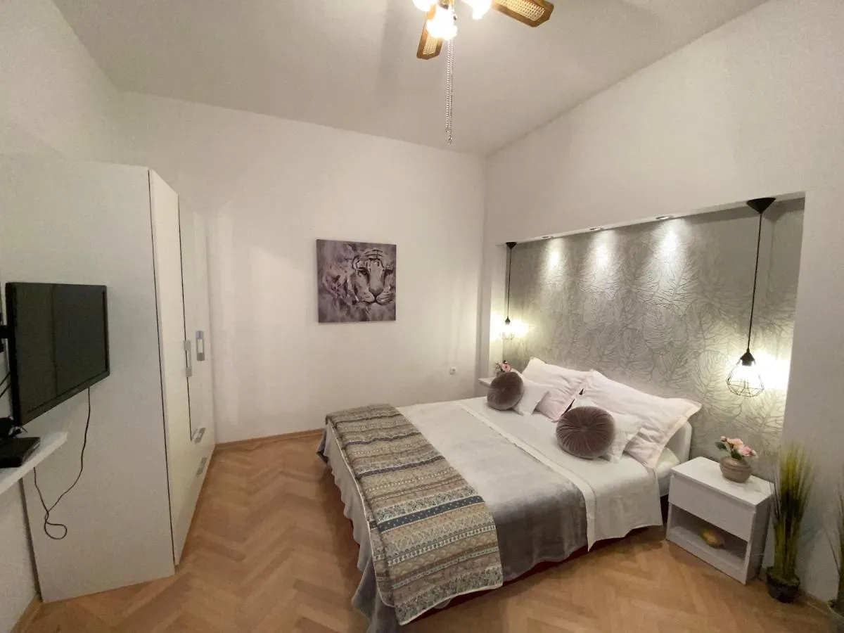 Apartment Sara Trogir