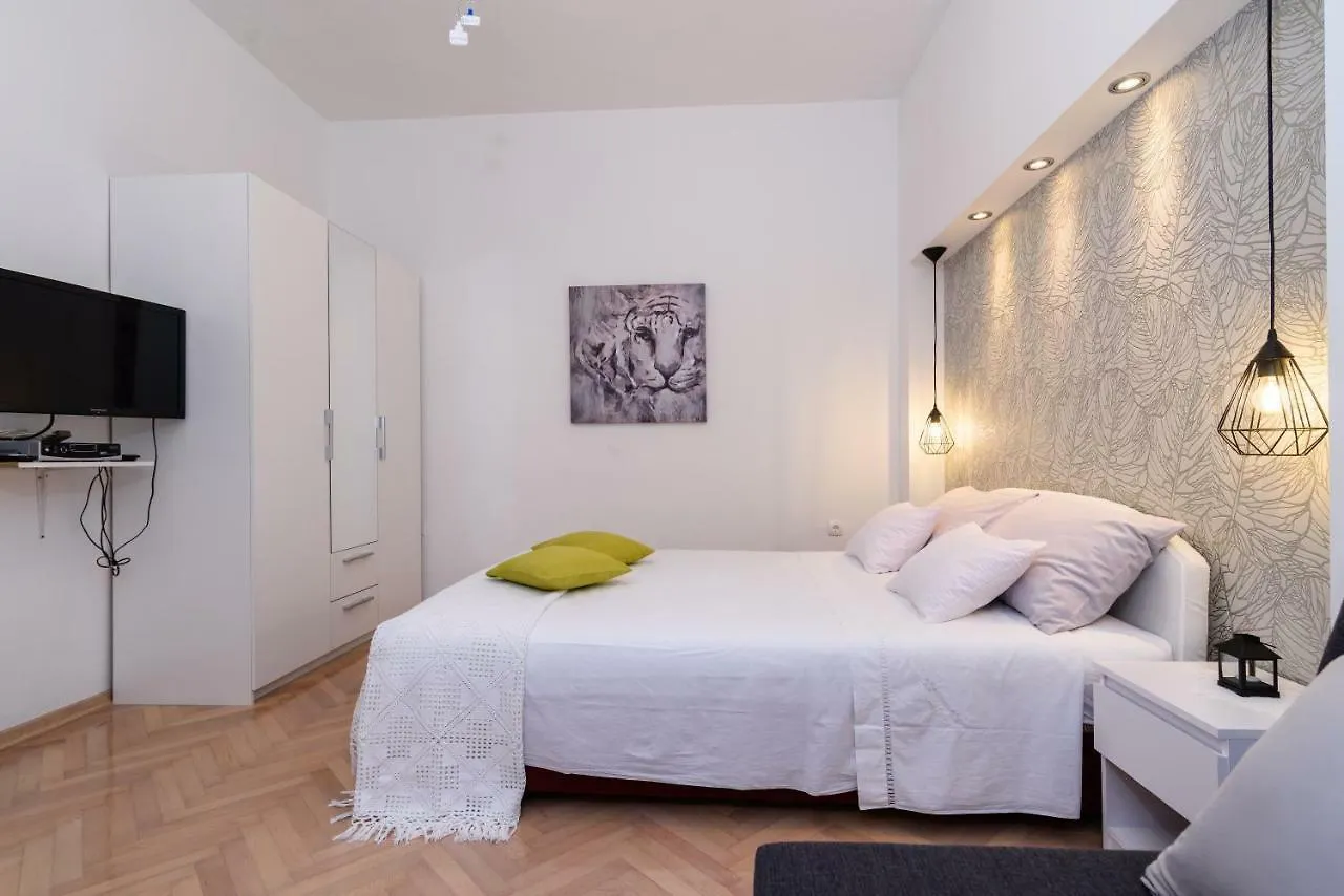 Apartment Sara Trogir
